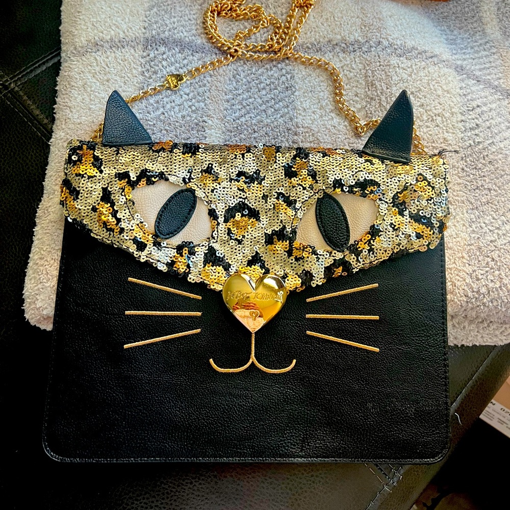 Betsey Johnson envelope cat purse